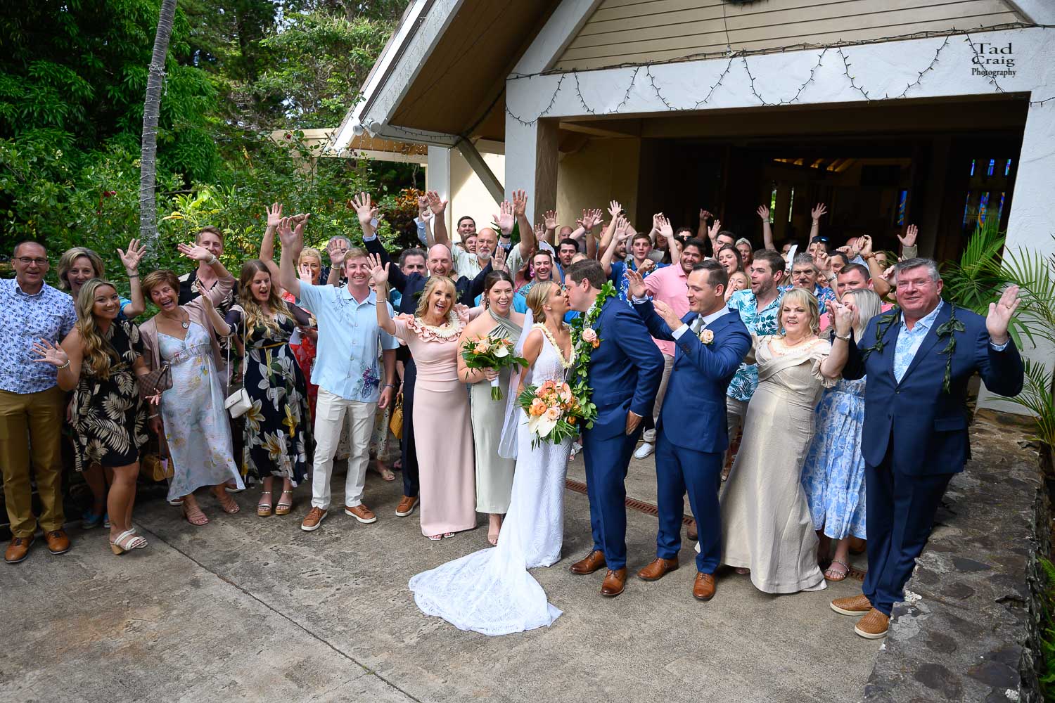 Maui Destination Wedding group photo